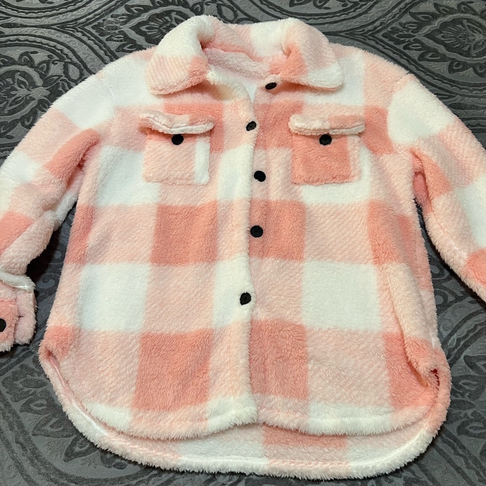 Pink and White Cozy Sweater with Plaid Pattern